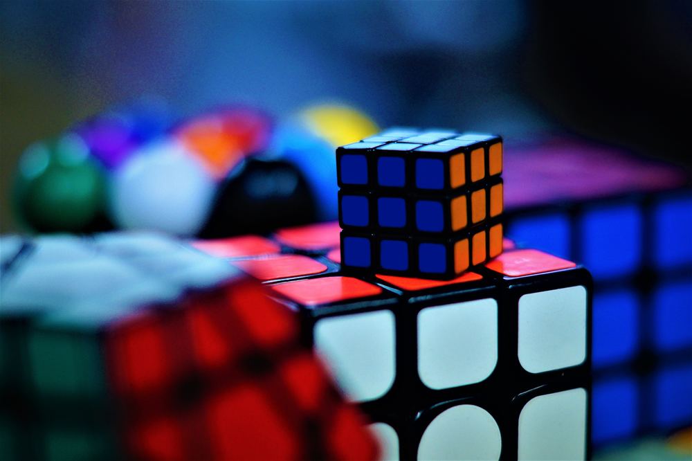 Variera underhållningen med Rubiks kub